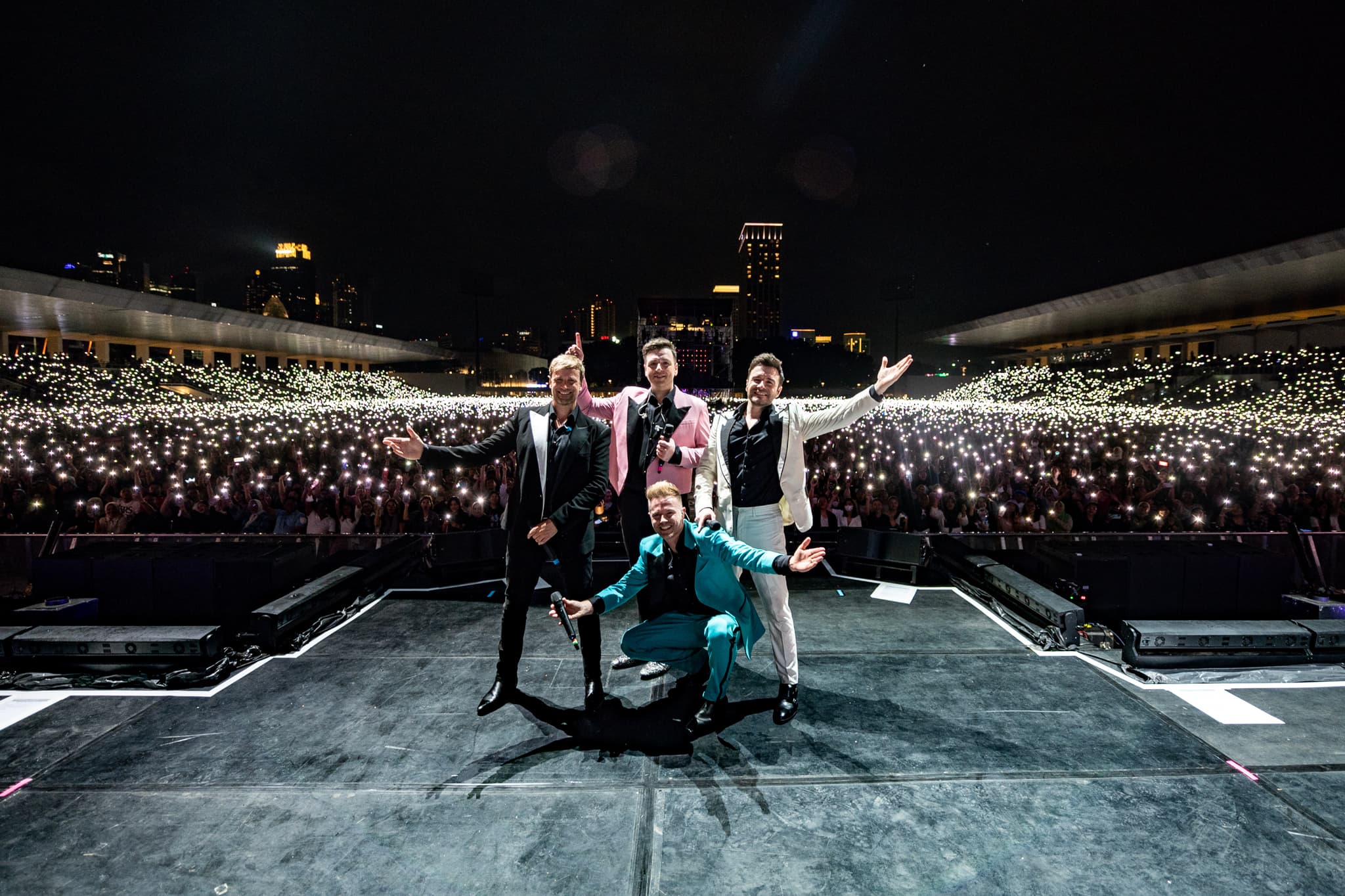 Profile Band/Artis Picture